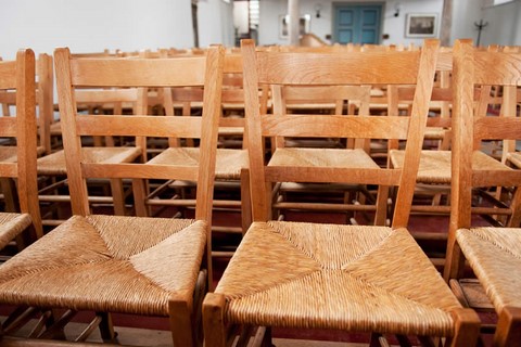 Rénovation chaises en Paille